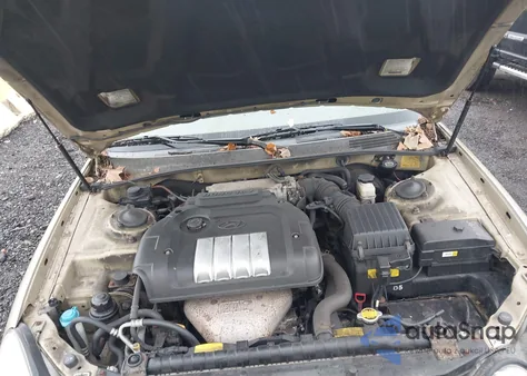 2003 Hyundai Sonata z USA, uszkodzony, nr VIN KMHWF25S63A832192